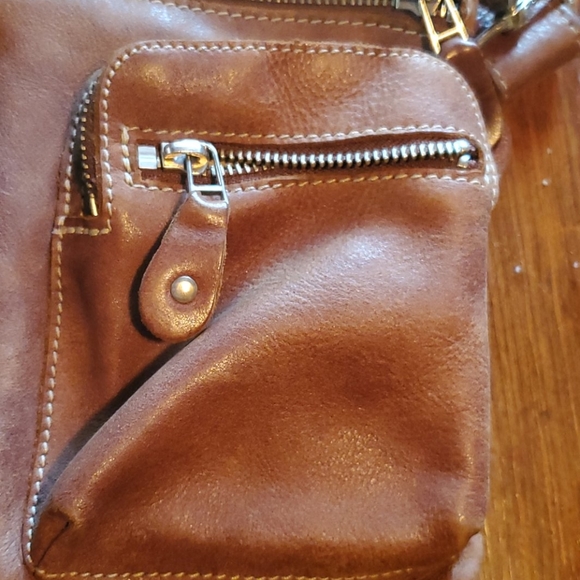 Roots crossbody bag - Picture 3 of 5